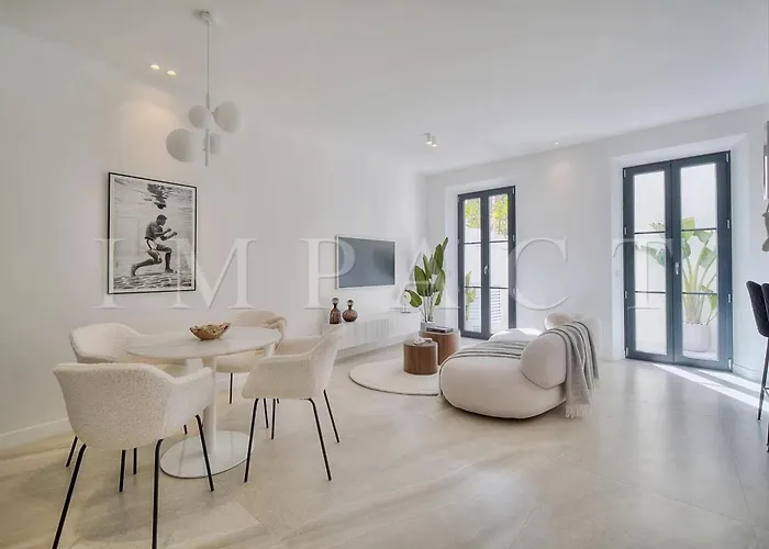 Ref 1916 - Beautiful For Rent In * Cannes